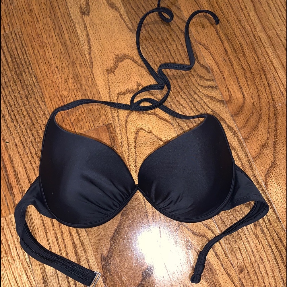 Black bikini top